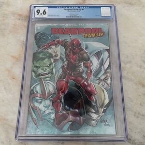 Marvel Deadpool Team-Up #1 Comic with Red and Green Foil Cover